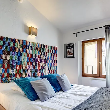 Cocoon'in Le Suquet * كان